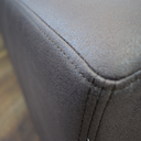 BL5692_c.webp