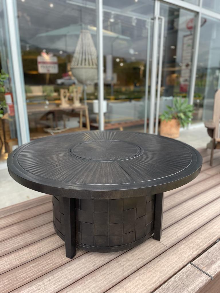 MESA FIREPIT 48&quot; CLASSICAL CUADRADA ACABADO AD SOBRE BUN CAVCF48WLADBUN