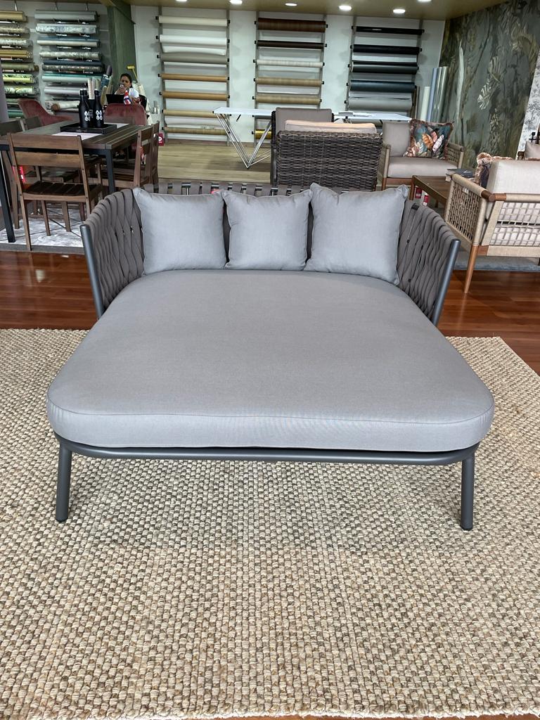 DAYBED  LOIRE NEGRO J5AS5390N22ROP