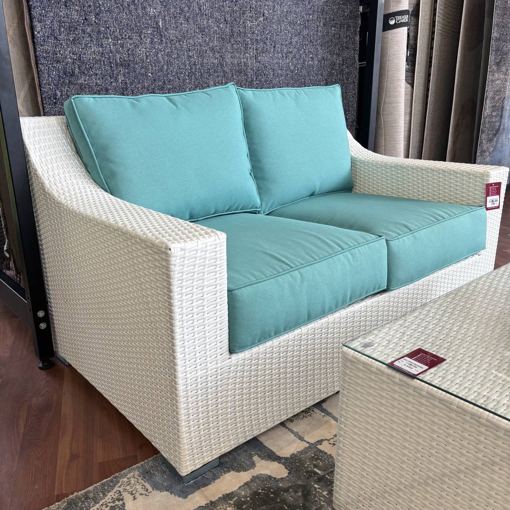 SOFA DOBLE UBUD FIBRA BLANCA COJINES AZULES HAI12C057A-W-D-2