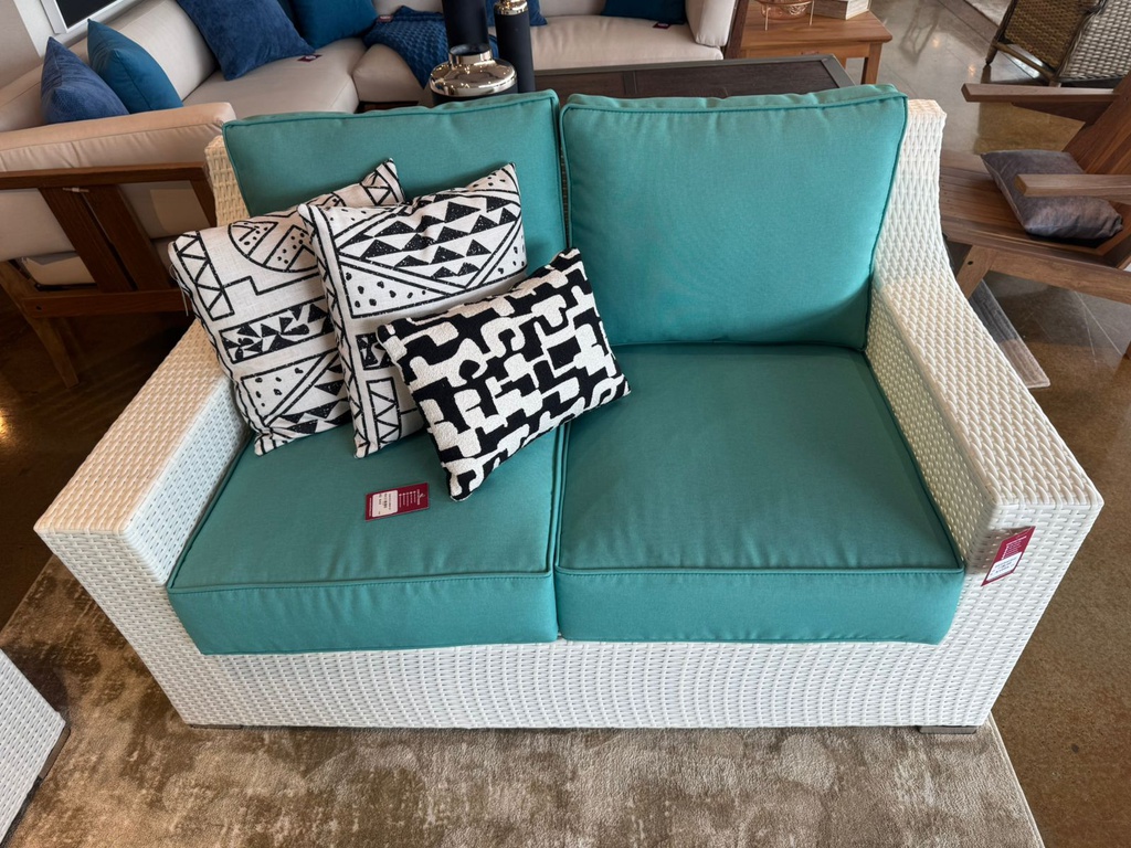 SOFA DOBLE UBUD FIBRA BLANCA COJINES AZULES HAI12C057A-W-D-2