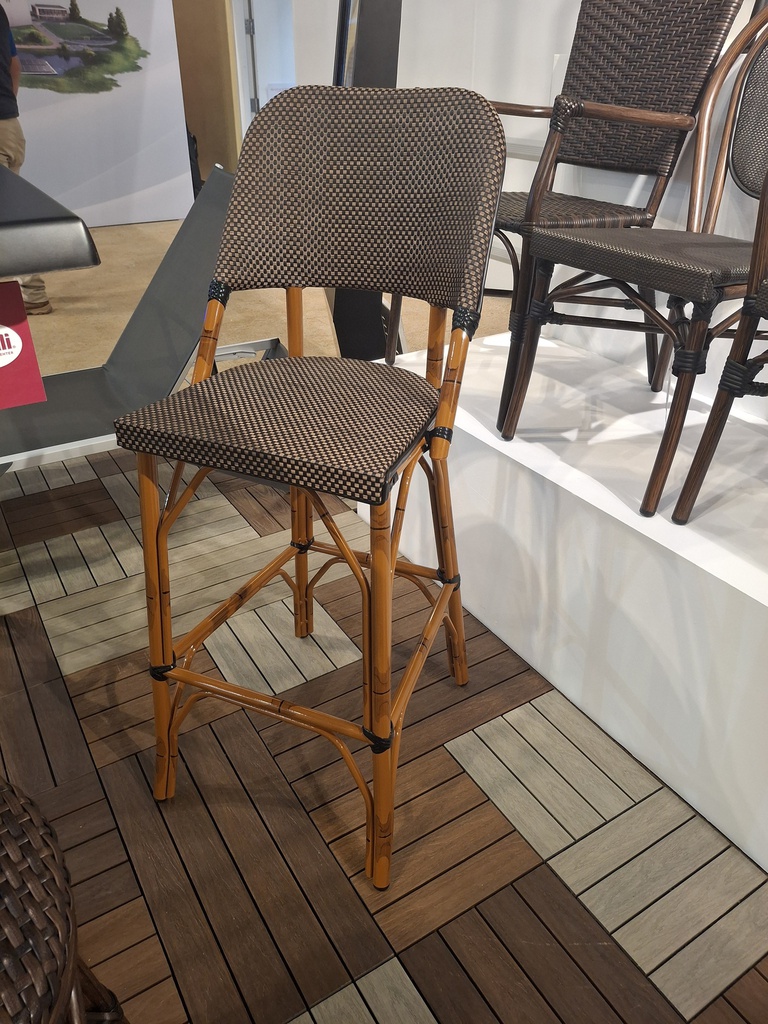 SILLA BAR  BLANCA J5AC3517N17TEX